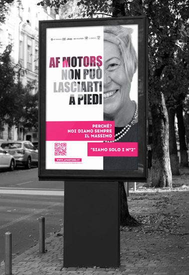 Mockup della grafica realizzata dall'agenzia marketing Video Vision per la campagna pubblicitaria "AF Motors, Siamo solo i N°2". Nella grafica è presente la scritta "AF Motors non può permettersi di lasciarti a piedi. Perché? Noi diamo sempre il massimo. "Siamo solo i N°2"