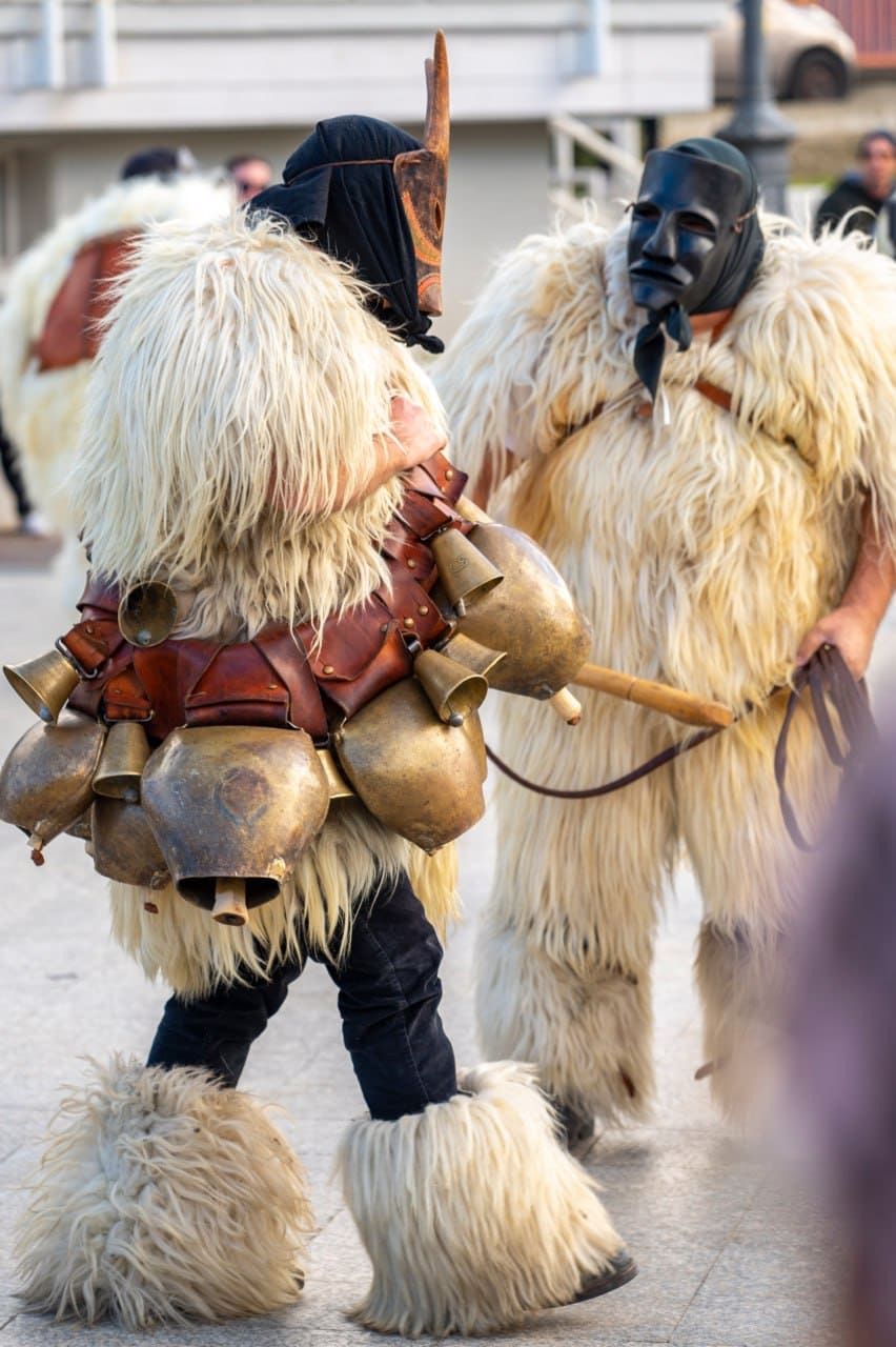 dolia è 2023 - Mamuthones - festival in Sardegna